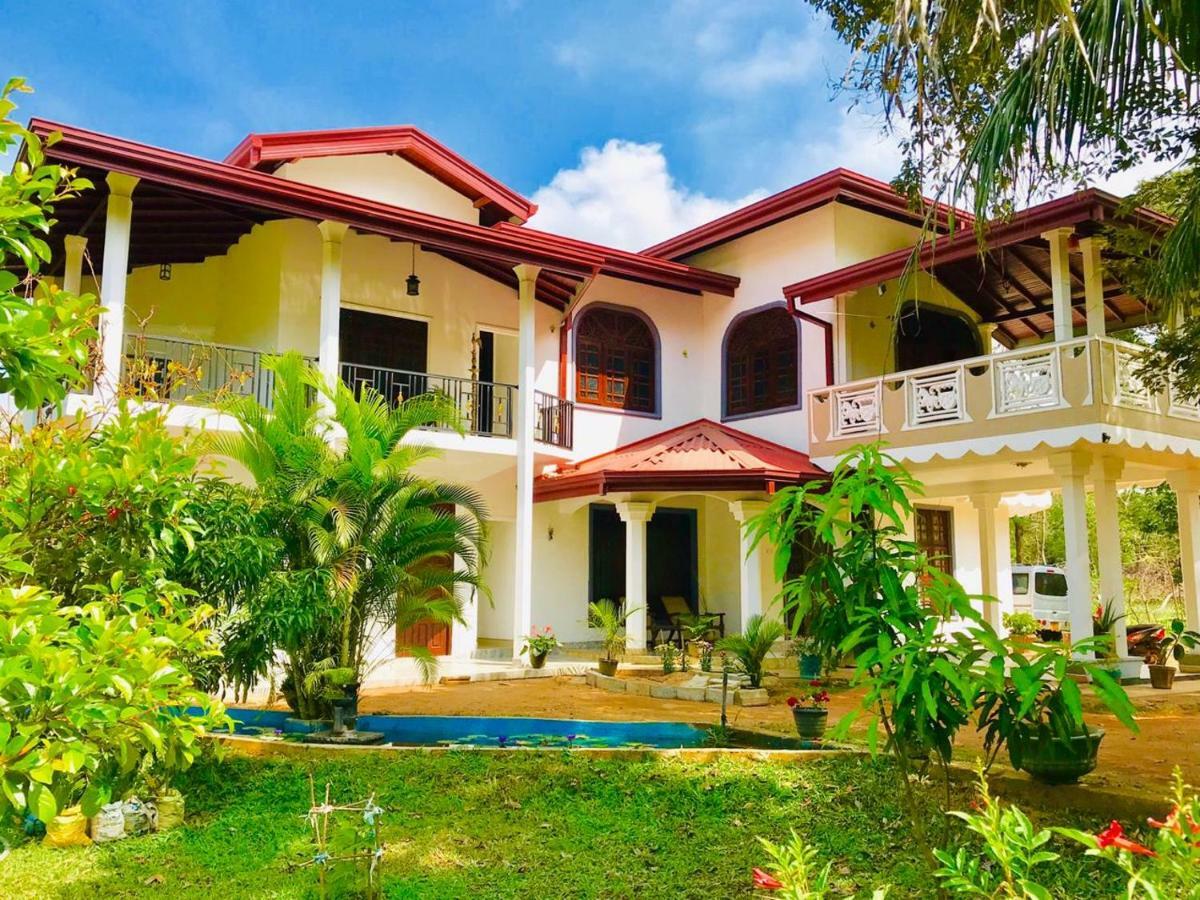 Green Edge Residences Dambulla Exteriör bild